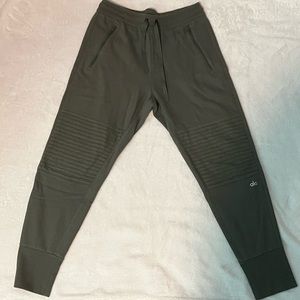 Alo sweatpants